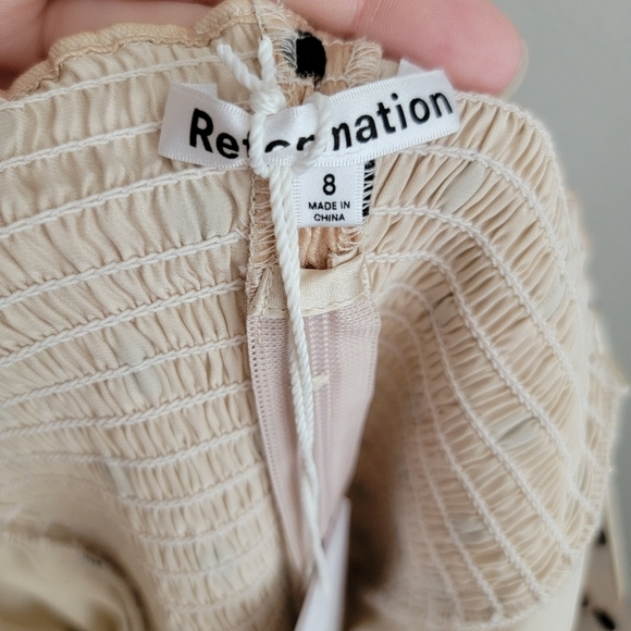 Reformation Amber Top in Champagne size 8 NWT - Picture 11 of 12